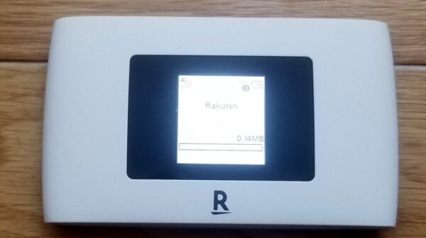 激安卸販売新品 Rakuten WiFi Pocket 2C ホワイト